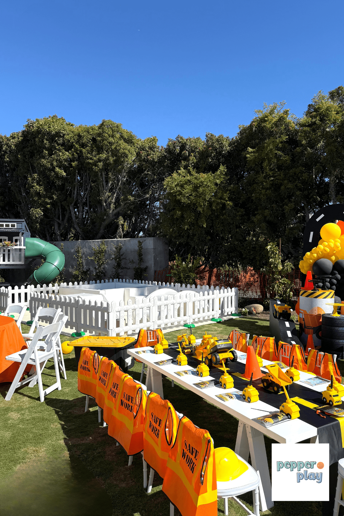 Soft Play with Kids Table
